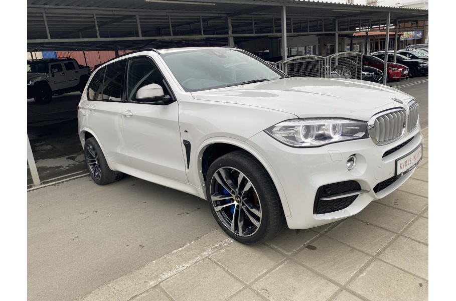 bmw_x5_50d_103